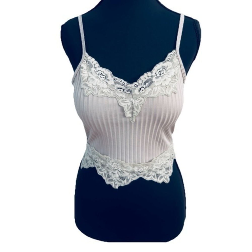 Romwe Lace Accent Cami Cropped Tank Top Size Small Great Condition Light Grey